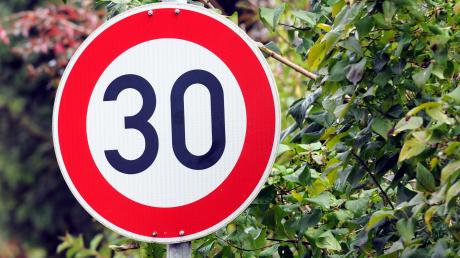 Tempo 30 gilt ab sofort in einigen Apfeldorfer Straßen. 