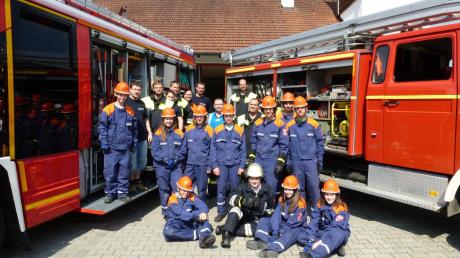 Einen spannenden Berufsfeuerwehrtag haben elf Jugendliche bei der Greifenberger Feuerwehr erlebt. 
Foto: Feuerwehr Greifenberg