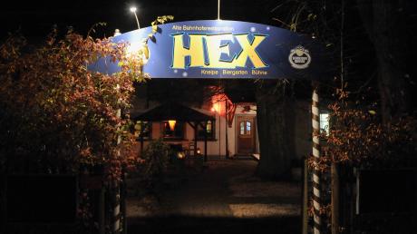 Gasthaus Hex in Denklingen, Eingang zum Biergarten und Lokal. 