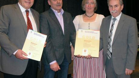 Von links Landrat Walter Eichner, Peter Blattner ( Zweiter Bürgermeister Igling), Monika Sedlmaier (Kreisfachberaterin), Günter Först (Bürgermeister Igling). 
