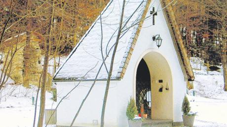 Malerisch im Sachsenrieder Forst gelegen ist die Crescentia-Kapelle, an der am kommenden Sonntagabend ein Benefizkonzert stattfindet. 