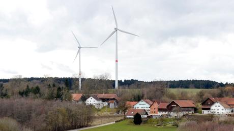 Jetzt startet die Initiative „Wald Windkraft Wahnsinn“ unter der Leitung des Dienhausers Martin Steger ein Bürgerbegehren in Denklingen zum Thema geplanter Windpark.