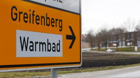 Wie es mit dem Warmbad weitergeht, ist dass größte Thema derzeit in Greifenberg. Die Gemeinde hat aber nur bedingt Einfluss, das Bad gehört dem Landkreis. 
