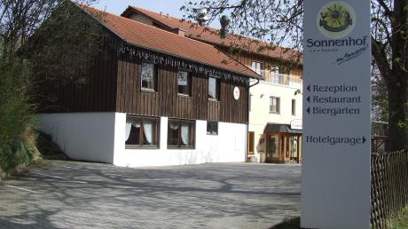 Das Hotel Sonnenhof in Holzhausen ist seit gut einer Woche geschlossen. Die Erben haben den Nachlass des im verstorbenen Hoteliers Klaus Richter nicht angenommen. 