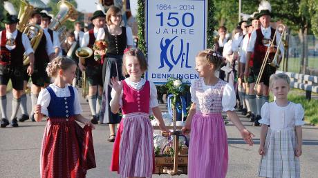 Mit einem großen Festumzug durch den Ort begannen die Feierlichkeiten zum 150-jährigen Bestehen des VfL Denklingen am Donnerstagabend. 