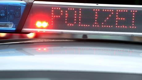 Die Polizei sucht Zeugen eines Vorfalls, der sich am Donnerstagabend in Burgau ereignet hat.