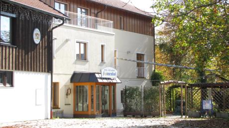 Verwaist ist der Sonnenhof in Holzhausen, der offenbar kurz vor dem Verkauf steht.  

