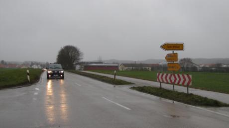 Der Eresinger Gemeinderat erwägt, die Einmündung der Straße nach St. Ottilien in die Geltendorfer Straße durch einen Kreisverkehr zu ersetzen.  

