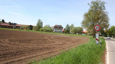 Südlich des Epfacher Wegs will die Gemeinde Denklingen ein neues Gewerbegebiet realisieren. 