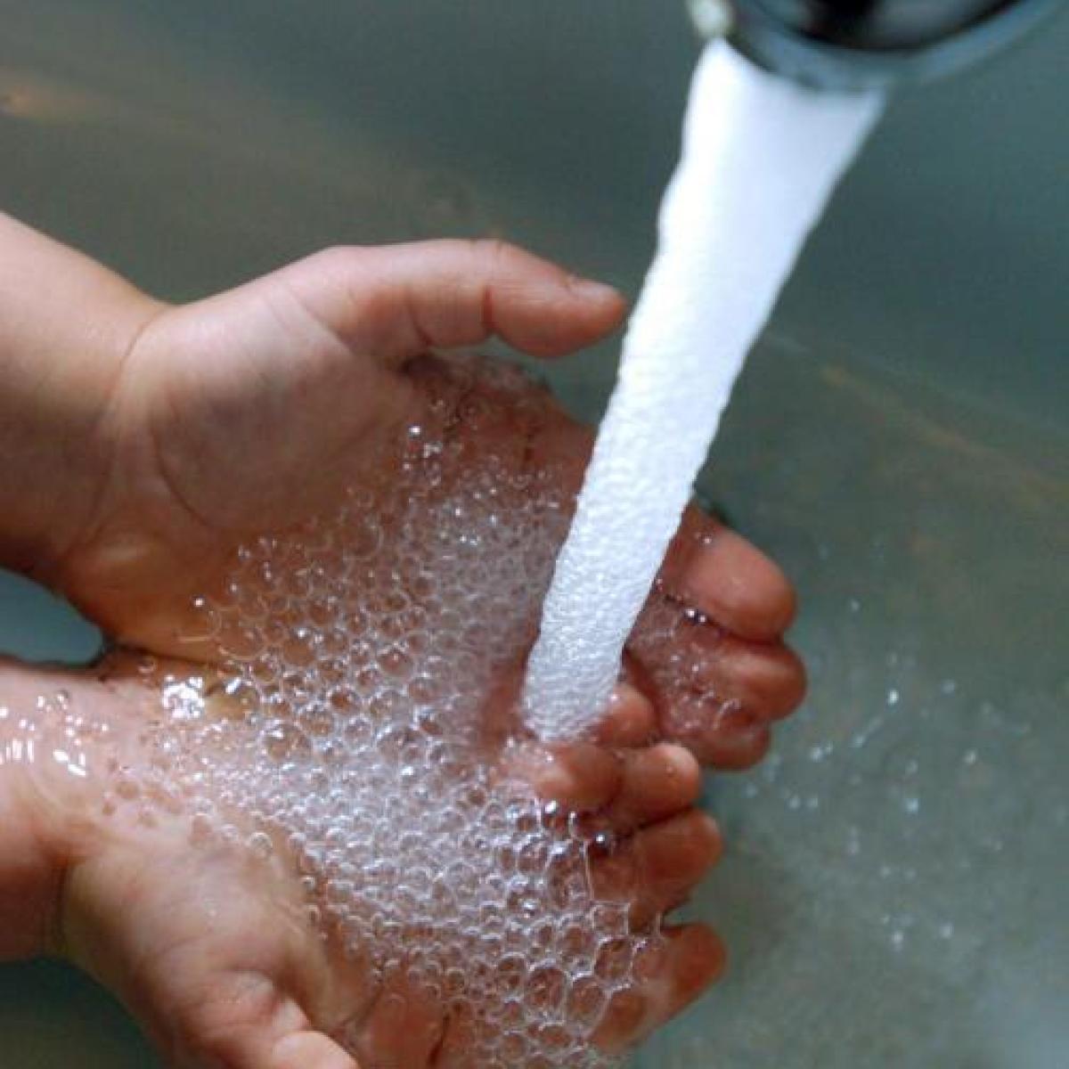 Welttag des Händewaschens: Hygiene: Viele Deutsche waschen sich die Hände  nicht richtig | Augsburger Allgemeine