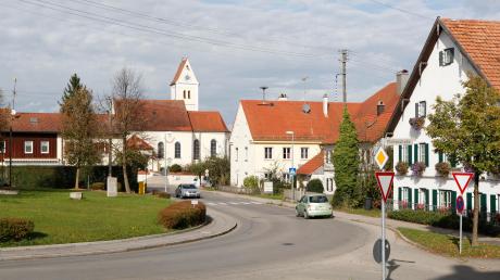 Dorfzentrum, Ortsansicht, Ortskern an der Landsberger Straße