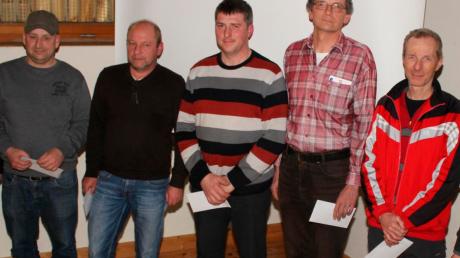 Ausgezeichnete Stromsparer waren in Fuchstal unter anderem (von links) Markus Sparn, Hubert Guggenmos, Xaver Wiedenmann, Jörg Butterfaß und Ferdinand Freer.