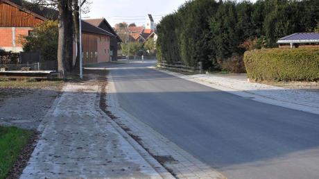 Der Ausbau der Pfettenstraße hat in Penzing immer wieder für Diskussionen gesorgt – vor allem aufgrund der Straßenausbaubeitragssatzung, die in der Gemeinde bald gelten soll. 
