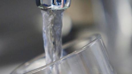 Damit das Trinkwasser nicht wieder gechlort werden muss, will die Gemeinde Rott Maßnahmen ergreifen.