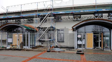 Die Sanierung des Rathauses in Pflugdorf ist inzwischen so gut wie abgeschlossen. Angesichts der finanziellen Lage der Gemeinde Vilgertshofen würde ein solches Millionenprojekt heute nicht mehr angestoßen werden können. 