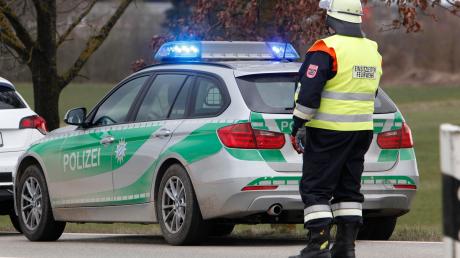 Ein 22-Jähriger wurde bei einem Unfall in Horgau tödlich verletzt.