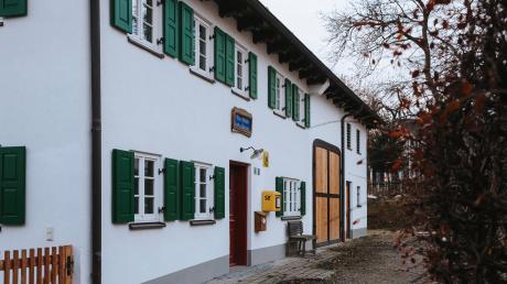 Iris Bauer und Karl Wilhelm haben das alte Anwesen ihrer Familie in Holzhausen renoviert und modernen Wohnkomfort darin einziehen lassen. 