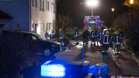 Kellerbrand in der Saalestraße in Kaufering verursachte am frühen Mittwochmorgen nach ersten Schätzungen einen Sachschaden von rund 30000 Euro