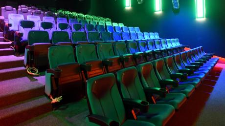 Dass Kinos in der Region rund um den Ammersee unter strengen Auflagen wieder öffnen dürfen, stellt so manchen Kinobetreiber vor große Herausforderungen.
