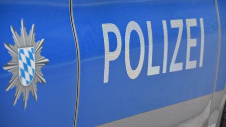 Ein Autofahrer erfasste mit seinem Wagen eine Fußgängerin in Kaltenberg.