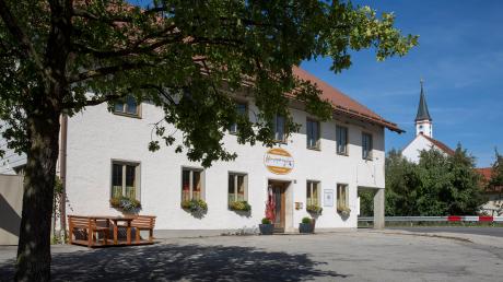 Der Happerger in Ludenhausen ist ein beliebter Treffpunkt – nicht nur für Einheimische. Der Reichlinger Gemeinderat hat jetzt den Umbau und die Sanierung des Kulturzentrums beschlossen.