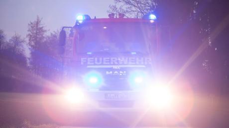 In der Nacht auf Montag hat im Landkreis Landsberg wieder ein Feldstadel gebrannt.