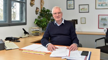 Josef Loy ist der dienstälteste Bürgermeister im Landkreis Landsberg. Zum 1. Mai hört er nach 36 Jahren als Gemeindechef von Eresing auf. Politisch aktiv bleibt er in anderen Gremien.