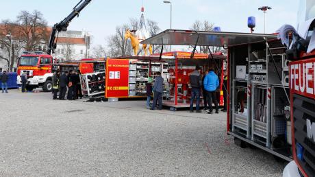 Im neuen Feuerwehrzentrum in Pürgen sollen unter anderem Abrollbehälter des Landkreises untergebracht werden. 	