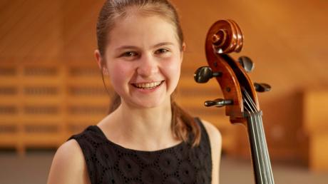 Die Cellistin Esther Steinmeier wird mit dem Kulturförderpreis des Landkreises ausgezeichnet. 	 	