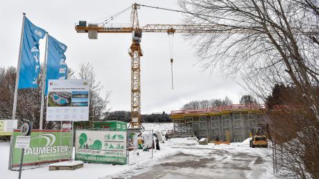 Einiges getan sich in den vergangenen Monaten auf der Baustelle des künftigen Warmbads in Greifenberg.