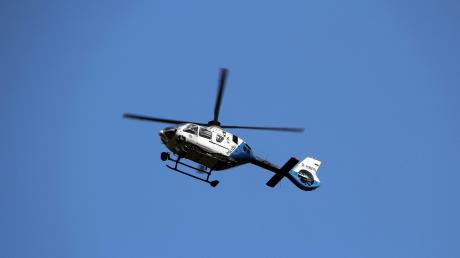 Per Hubschrauber wurde am Freitagabend nach zwei Personen in Steppach gesucht.