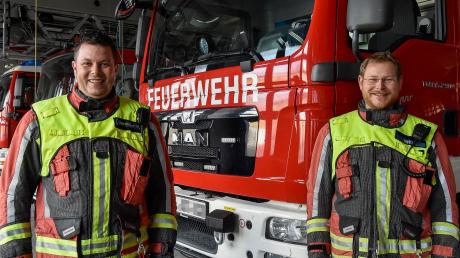 Markus Obermayer ist neuer Kommandant der Landsberger Feuerwehr. Beruflich ist der 41-Jährige im Bauhof der Stadt beschäftigt. Rechts: Zweiter Kommandant Christian Wind.