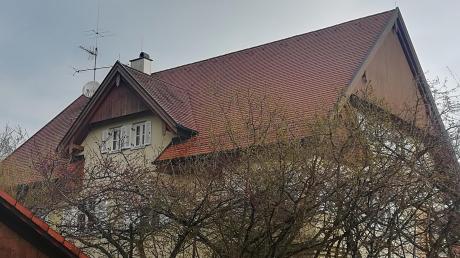 Das Dach des Kindergartens in Dettenschwang bleibt wie es ist. Eine im Bauausschuss diskutierte Fotovoltaikanlage ist kein Thema mehr.