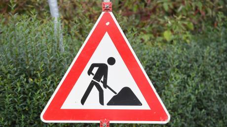 Wegen der bereits angekündigten Baustellen in Herrsching wird voraussichtlich ab Montag nun die Mühlfelder Straße halbseitig gesperrt.