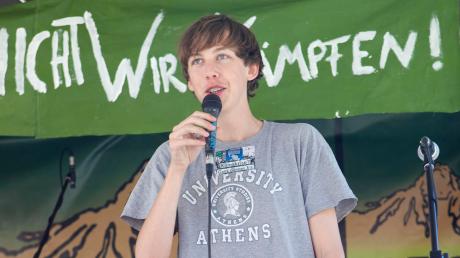 Jonathan Auer (20) aus Utting ist Mitbegründer von „Fridays for Future“ in Landsberg.  	
