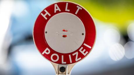 Ein junger Mann ist in Deisenhofen vor der Polizei geflüchtet. 