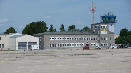 Die künftige Nutzung des ehemaligen Fliegerhorsts in Penzing regelt ein Zweckverband. Der muss sich auf neue Bedingungen einstellen.
