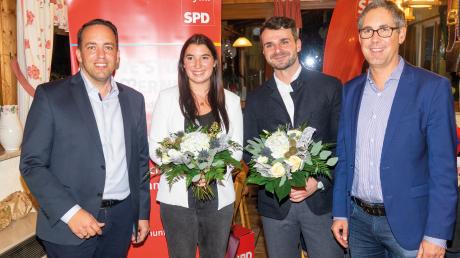 Aufstellungsversammlung der SPD in Hausen mit (von links) Markus Wasserle, Tina Jäger, Amir Sahuric, Michael Schrodi (MdB).