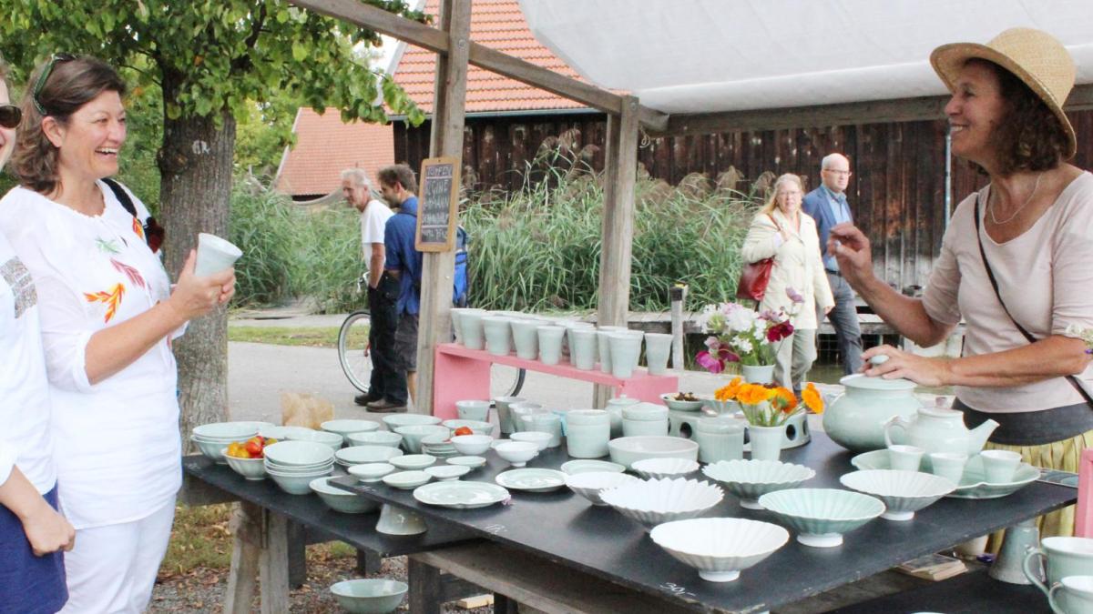 #Kleinster Kunsthandwerkermarkt Oberbayerns findet in den Seeanlagen statt