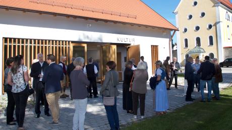 Das Eresinger KultuRathaus ist jetzt offiziell eingeweiht worden. Es soll ein Haus sein für das ganze Dorf und darüber hinaus.  	