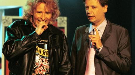 Von 1985 bis 1989 moderierte Jauch gemeinsam mit Thomas Gottschalk die B3-Radioshow. Das Foto zeigt die beiden später in "Wetten dass..?" 

Fotos: dpa