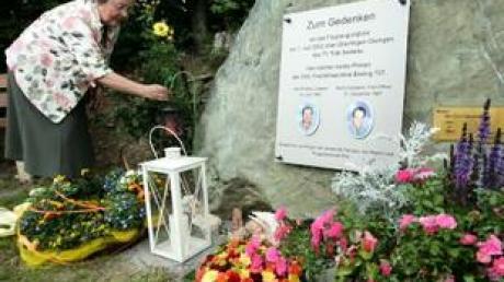 Mit einer Gedenkfeier am Mahnmal in Taisersdorf bei Owingen (Bodenseekreis) wird an das Flugzeugunglück vor fünf Jahren erinnert. Eine weitere Gedenkfeier gibt es am zentralen Mahnmal in Überlingen.