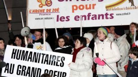 Frankreich nimmt die verurteilten Arche-de-Zoé-Mitarbeiter in Empfang.