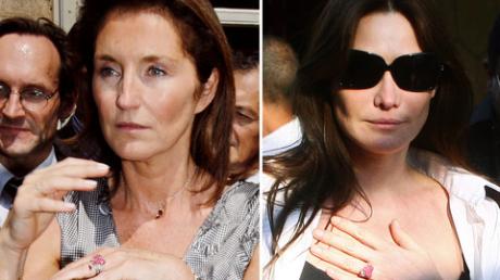 Carla Bruni und Cécilia Sarkozy tragen den gleichen Ring. BEide haben ihn von Nicolas Sarkozy erhalten.