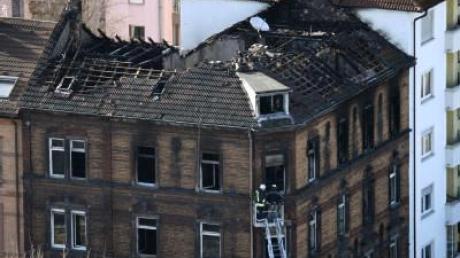 Bei einem schweren Brand in Ludwigshafen sind neun Menschen ums Leben gekommen.