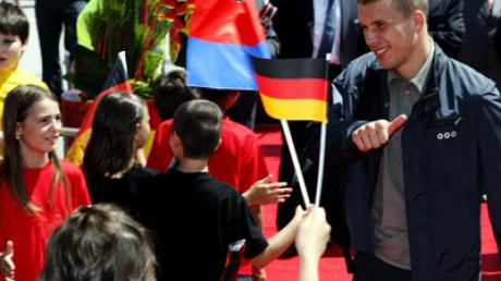 Lukas Podolski bei der Ankunft in Ascona.