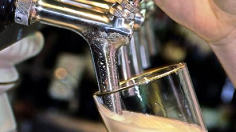 Die Deutschen trinken wesentlich häufiger Alkohol als andere Europäer.