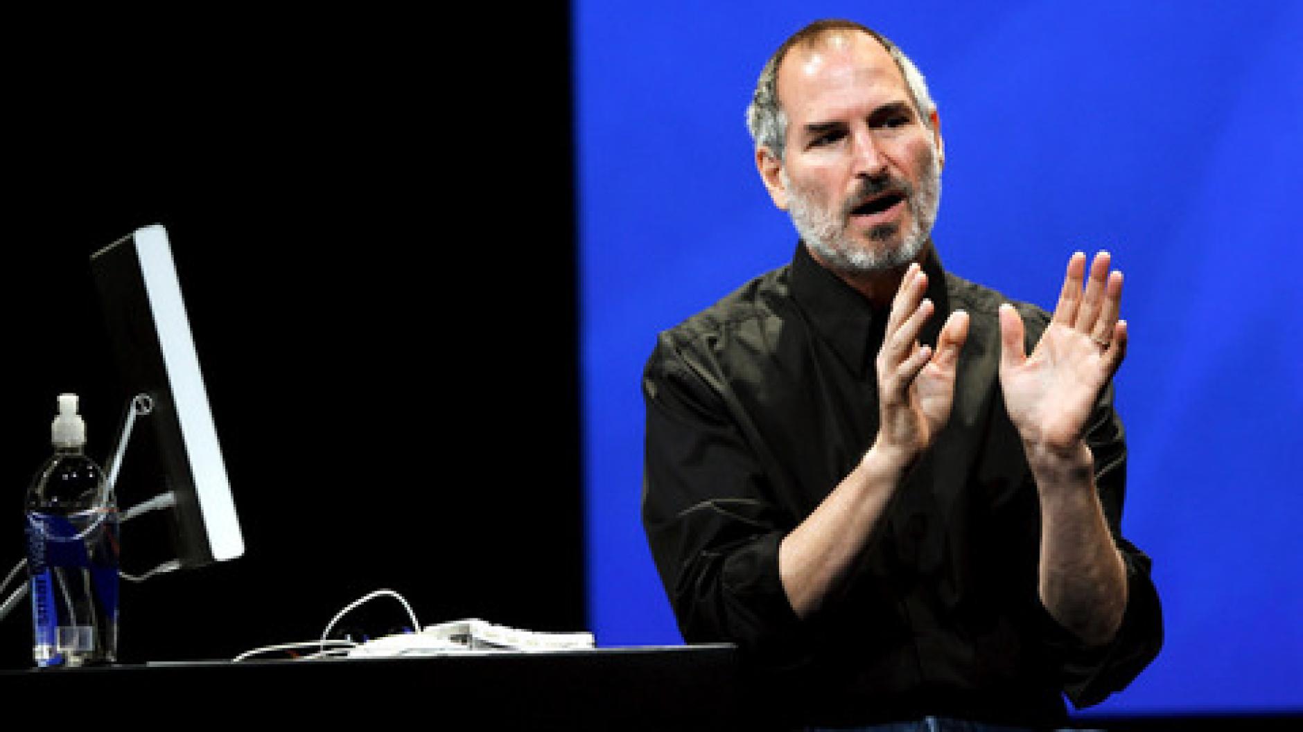 Schwarze Rollkragenpullover: Apple-Gründer Steve Jobs kaufte Kult