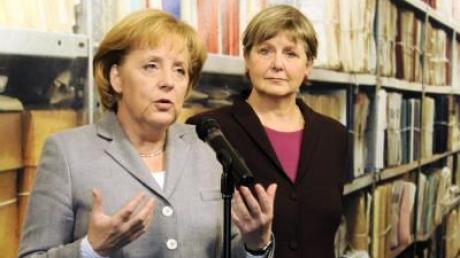 Merkel: Birthler-Behörde soll Jahre weiterarbeiten