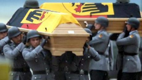Seit Gründung der Bundeswehr starben 2990 Soldaten